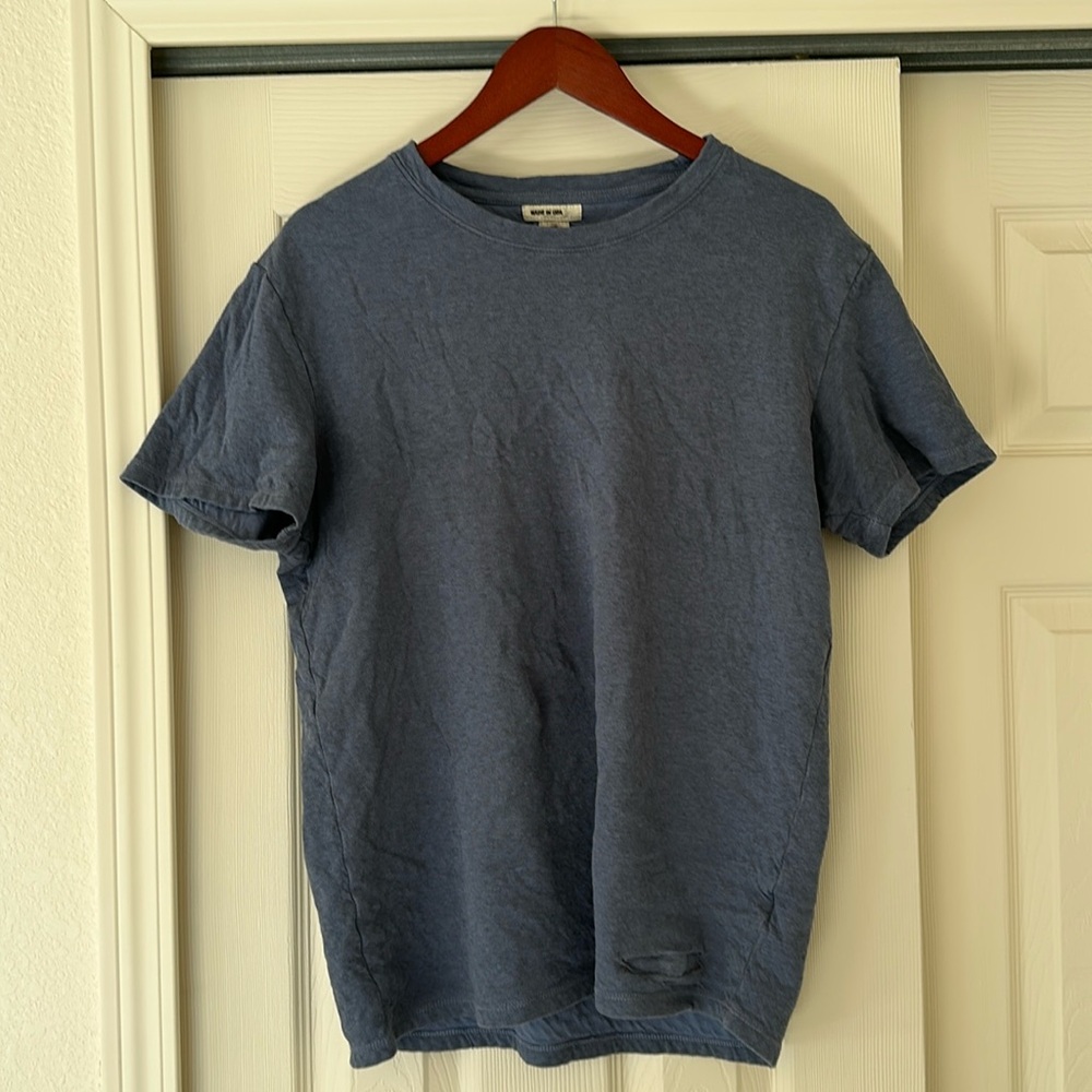 Hiroshi Kato men's medium T-shirt ￼